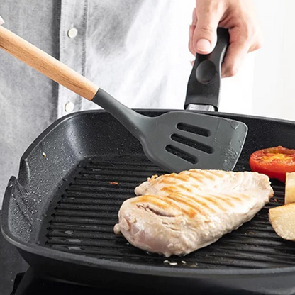 12 pcs set Wooden Handle Silicone Kitchen Non Stick ( random color )
