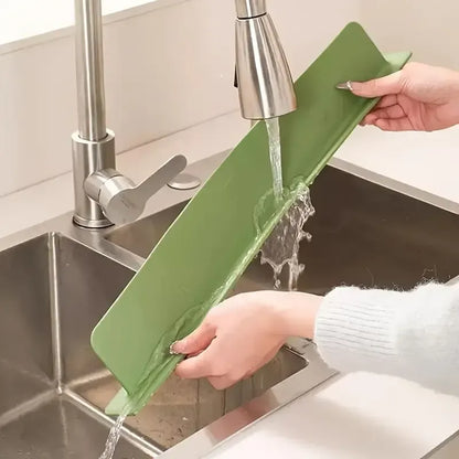 Silicone Sink Water Splash Stopper Kitchen & Bathroom Sink Protector