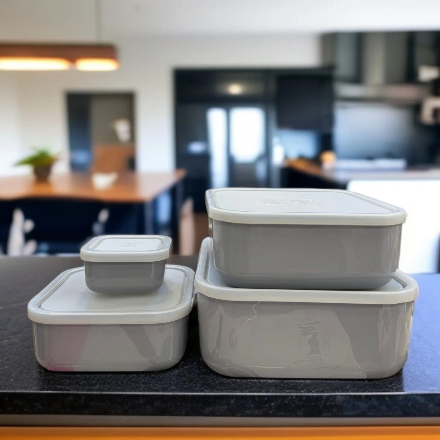 Airtight 4 Pcs Bowl Set ( random color)